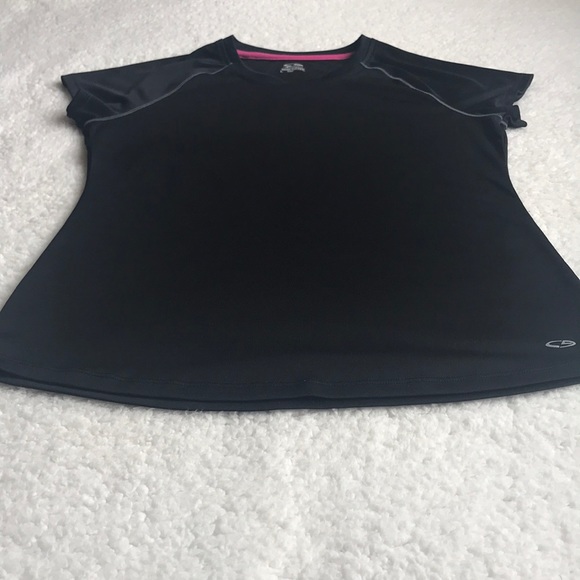 Semi fitted champion work out T-shirt - Picture 2 of 4